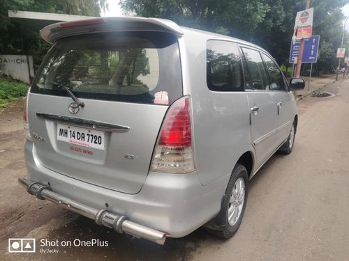 Toyota Innova 2011 MT for sale in Pune 