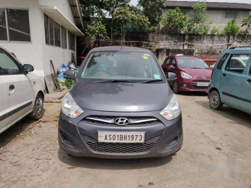 Hyundai i10 Sportz 2013 MT for sale in Guwahati 