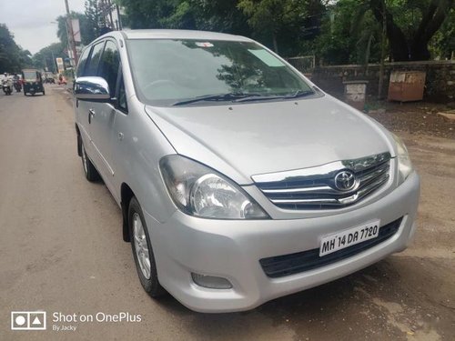 Toyota Innova 2011 MT for sale in Pune 