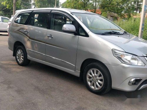 Toyota Innova 2014 MT for sale in Chandigarh 