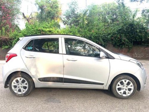 Used 2017 Hyundai Grand i10 MT for sale in New Delhi