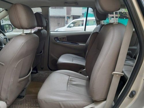 Used 2010 Toyota Innova MT for sale in Kolkata 