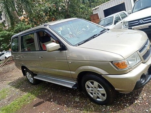 Used Chevrolet Tavera Neo 2014 MT for sale in Mumbai 