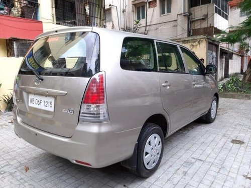 Used 2010 Toyota Innova MT for sale in Kolkata 