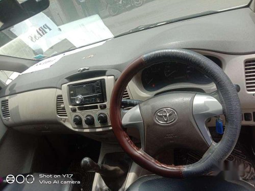 Toyota Innova 2.5 G BS IV 7 STR, 2013 MT for sale in Kolkata 