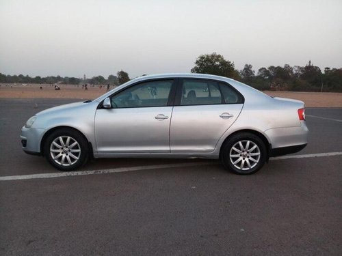 Used 2009 Volkswagen Jetta 2007-2011 2.0 TDI Comfortline MT in Vadodara