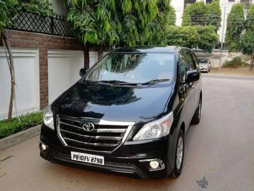 Toyota Innova 2.5 V 7 STR, 2008, Diesel MT for sale in Patiala