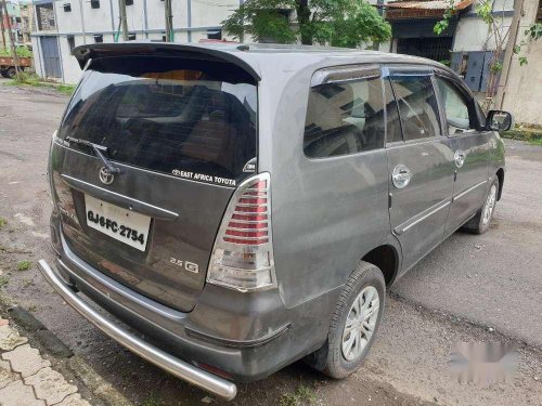 Toyota Innova 2.5 G BS IV 7 STR, 2012, Diesel MT in Surat