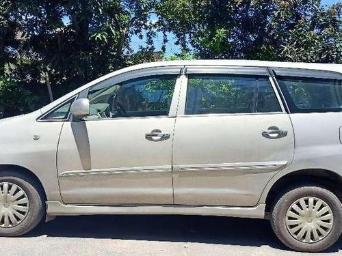 Toyota Innova 2.5 G BS III 7 STR, 2012, Diesel MT in Nagaon