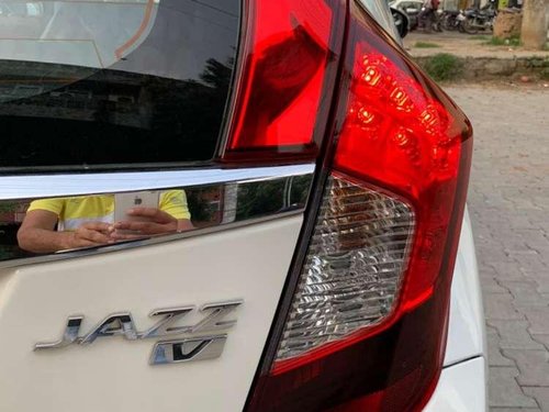 2016 Honda Jazz V MT for sale in Jalandhar