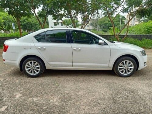 2014 Skoda Octavia Ambition 2.0 TDI AT in Bangalore