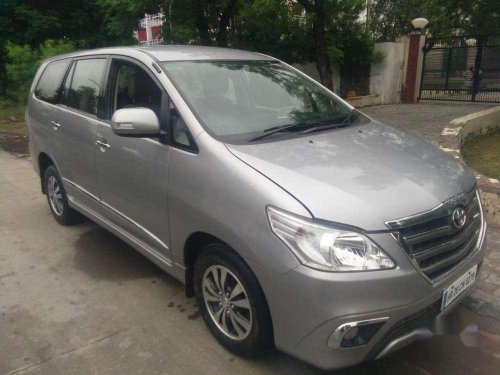 Used 2015 Toyota Innova 2.5 E MT for sale in Faridabad