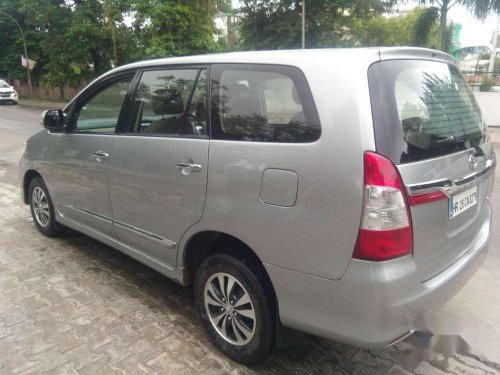 Used 2015 Toyota Innova 2.5 E MT for sale in Faridabad