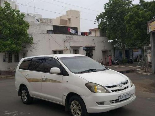 Toyota Innova 2.0 G2, 2006, CNG & Hybrids MT in Jamnagar