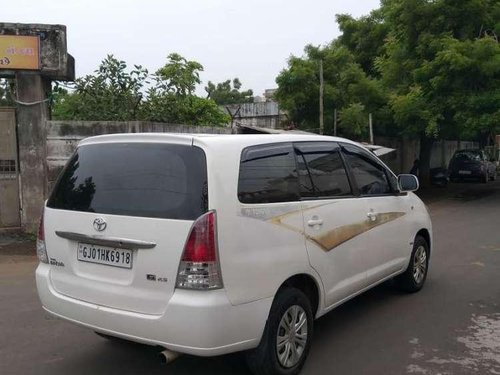 Toyota Innova 2.0 G2, 2006, CNG & Hybrids MT in Jamnagar