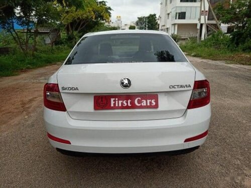 2014 Skoda Octavia Ambition 2.0 TDI AT in Bangalore