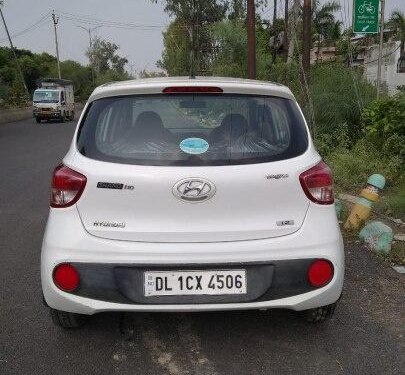 Hyundai Grand i10 Magna 2017 MT for sale in Ghaziabad