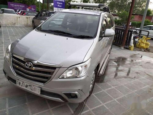 Used 2013 Toyota Innova MT for sale in Jaipur 