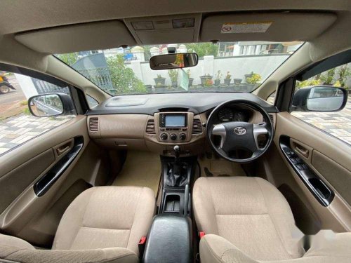 Used Toyota Innova 2.5 GX 7 STR, 2015 MT for sale in Kottayam 