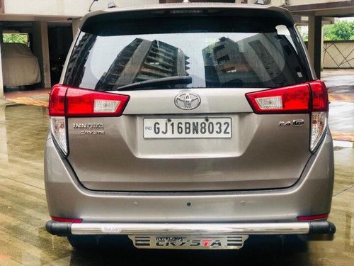 Used Toyota Innova Crysta 2017 MT for sale in Surat