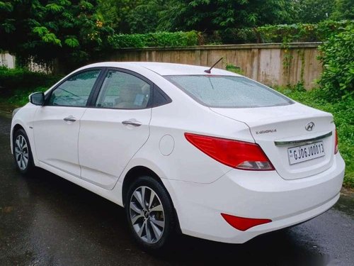 Used 2015 Hyundai Verna 1.6 CRDi SX MT for sale in Vadodara