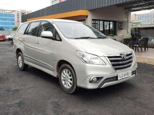 Toyota Innova 2.5 ZX 7 STR BS-IV, 2014, MT in Ahmedabad 