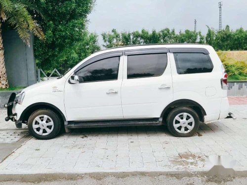 Used 2017 Mahindra Xylo MT for sale in Vadodara