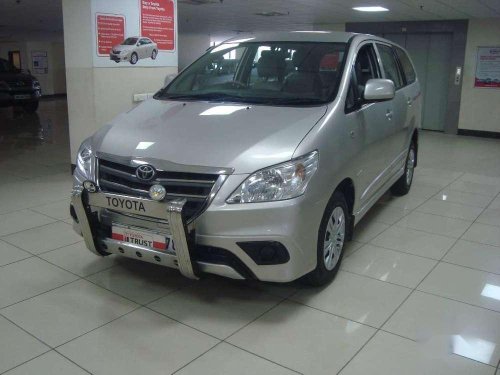 Used 2014 Toyota Innova MT for sale in Kolkata 