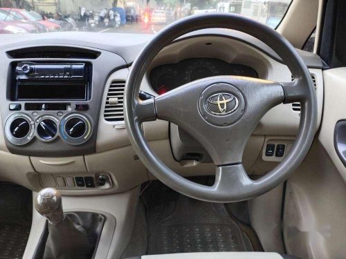 Toyota Innova 2.5 G BS III 8 STR, 2006 MT for sale in Mumbai 