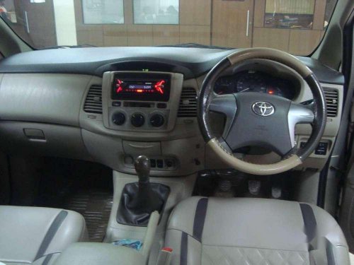 Used 2014 Toyota Innova MT for sale in Kolkata 