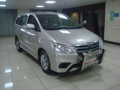 Used 2014 Toyota Innova MT for sale in Kolkata 