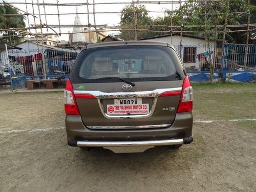 Toyota Innova 2.5 GX (Diesel) 7 Seater BS IV 2014 MT in Kolkata 