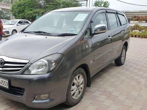 Used Toyota Innova 2011 MT for sale in Meerut 