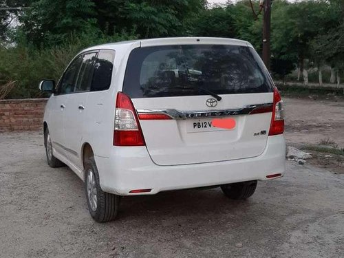 Used 2014 Toyota Innova MT for sale in Jalandhar 