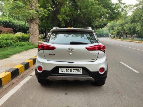 Hyundai i20 Active SX Dual Tone 2016 MT for sale in New Delhi