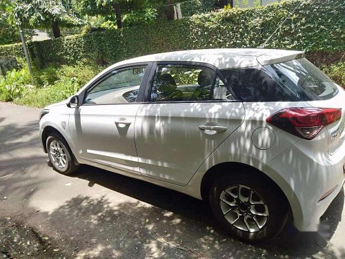 2016 Hyundai Elite i20 MT for sale in Kozhikode 