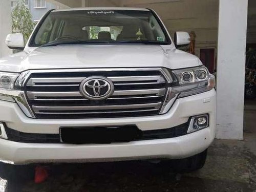 Used 2016 Toyota Land Cruiser Diesel AT for sale in Lucknow 