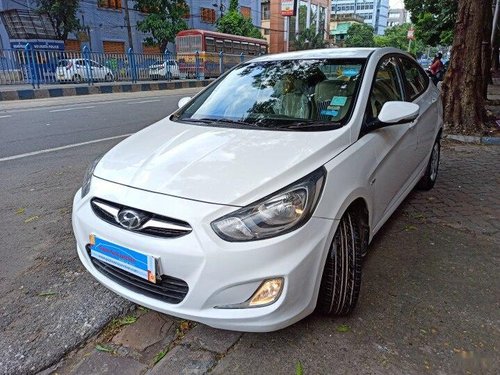 Used 2013 Hyundai Verna MT for sale in Kolkata 