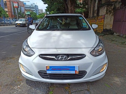 Used 2013 Hyundai Verna MT for sale in Kolkata 