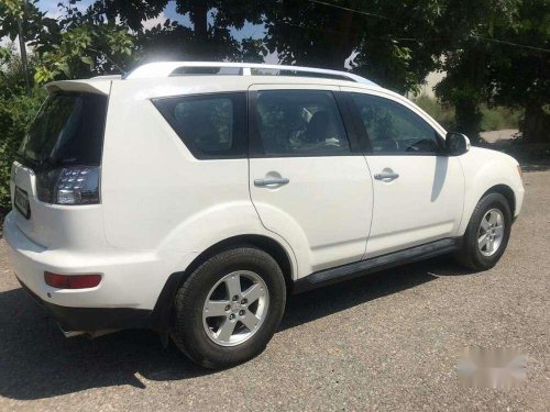 Used 2010 Mitsubishi Outlander 2.4 MT for sale in Ludhiana 