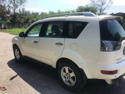 Used 2010 Mitsubishi Outlander 2.4 MT for sale in Ludhiana 