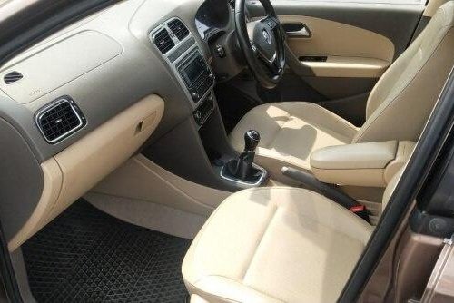 Volkswagen Vento 1.5 TDI Highline 2016 MT for sale in New Delhi