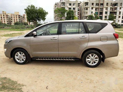 Toyota Innova Crysta 2016 MT for sale in Ahmedabad