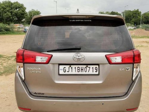 Toyota Innova Crysta 2016 MT for sale in Ahmedabad