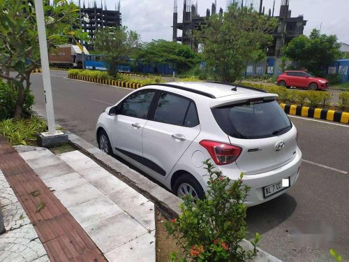 Used 2014 Hyundai Grand i10 Asta MT for sale in Kochi