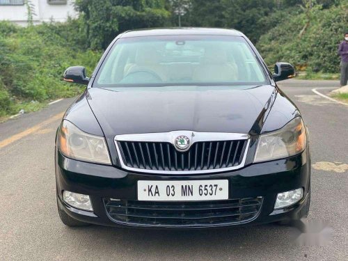 Skoda Laura Ambiente 2.0 TDI CR Manual, 2011, Diesel MT in Nagar