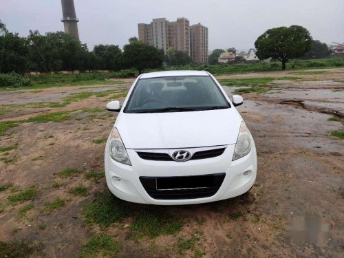 Hyundai I20 Sportz 1.4 CRDI 6 Speed BS-IV, 2011, Diesel MT in Ahmedabad