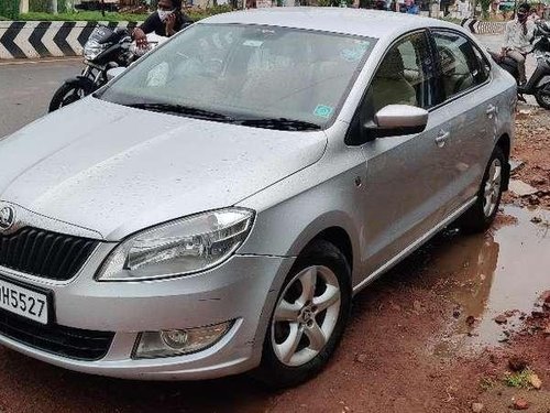 Skoda Rapid 2015 MT for sale in Vijayawada