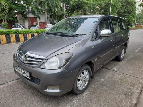 2011 Toyota Innova 2.5 V Diesel 8-seater MT in Mumbai