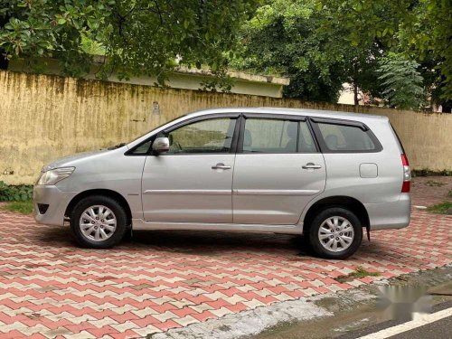 Toyota Innova 2.0 VX 7 STR BS-IV, 2013, Diesel MT for sale in Chandigarh